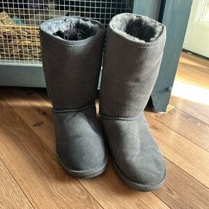 BearPaw suede boots in gray